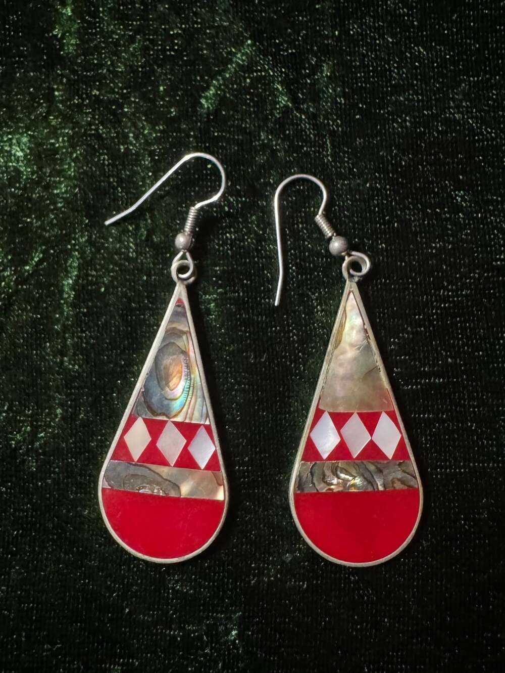 Alpaca Mexico Teardrop Inlay Earrings Red Abalone Mother of Pearl
